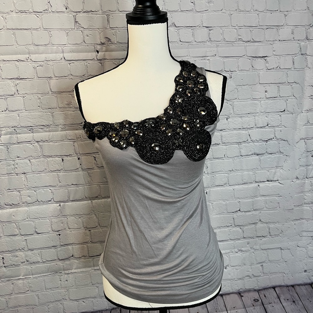 One shoulder tank